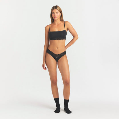 LIGHTWEIGHT COTTON WIDE LACE BRIEF | SOOT TONAL