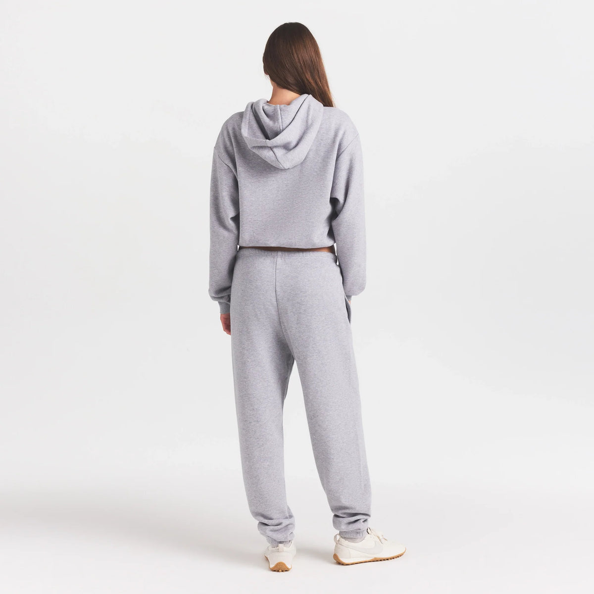 COTTON FLEECE STRAIGHT LEG PANT WITH EMBOSSED LOGO | HEATHER GREY