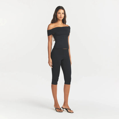 SMOOTH LAYERS HIGH-WAISTED CAPRI | OBSIDIAN