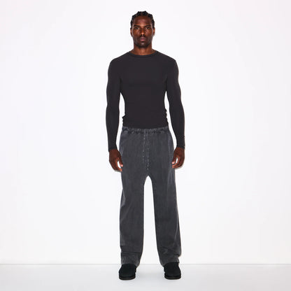 FITS EVERYBODY MENS SLIM LONG SLEEVE T-SHIRT | ONYX