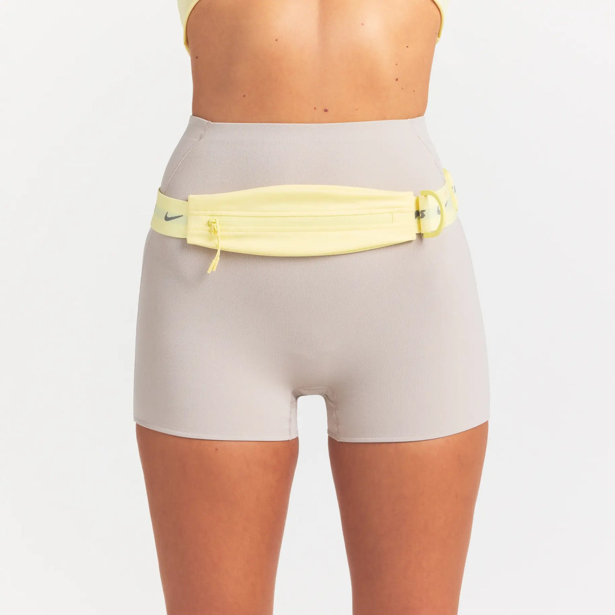 NikeSKIMS STUDIO STRETCH 3" SHORT | LINEN