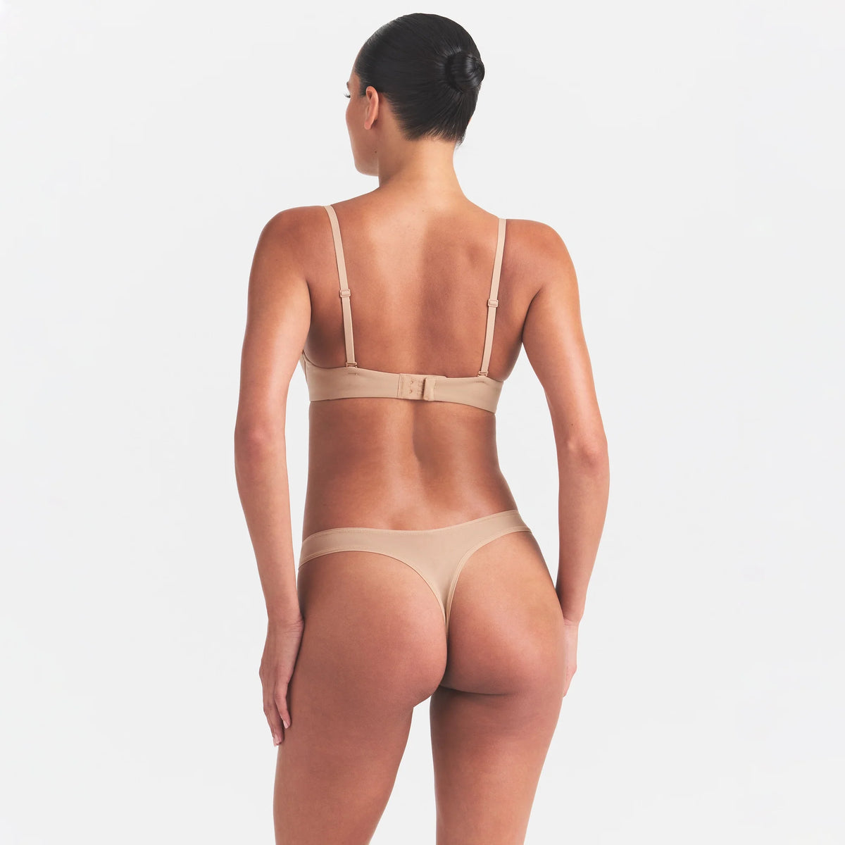 FITS EVERYBODY PUSH-UP BRA | CLAY