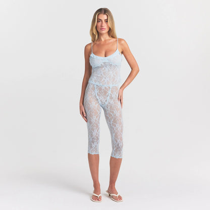 STRETCH LACE RUFFLE CAMI | POWDER BLUE