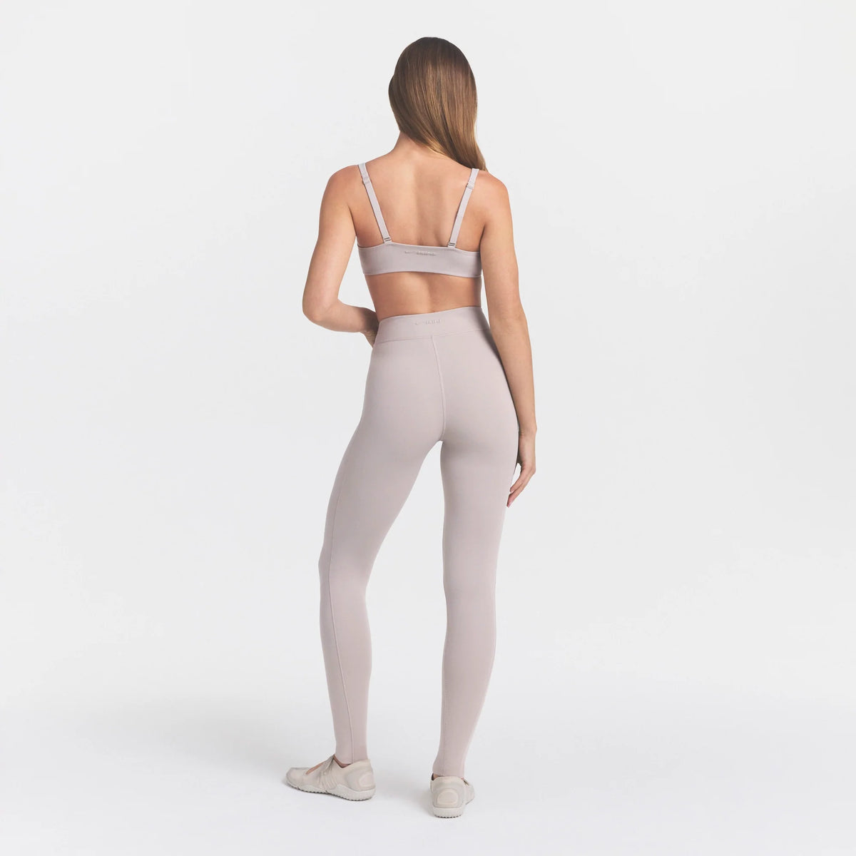 NikeSKIMS STUDIO STRETCH DIPPED 29" LEGGING | LINEN