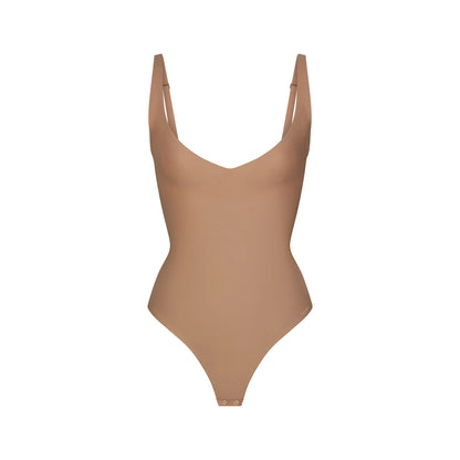 SKIMS BODY CORE SCULPT PLUNGE THONG BODYSUIT | SIENNA