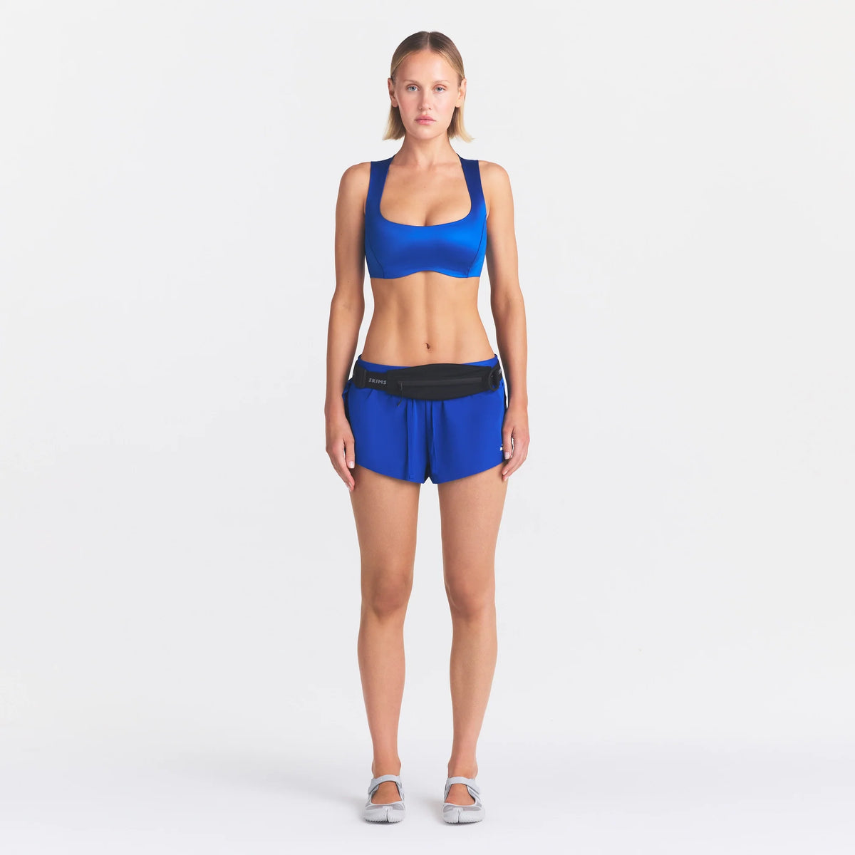 NikeSKIMS STRETCH NYLON RUNNER SHORT | COBALT