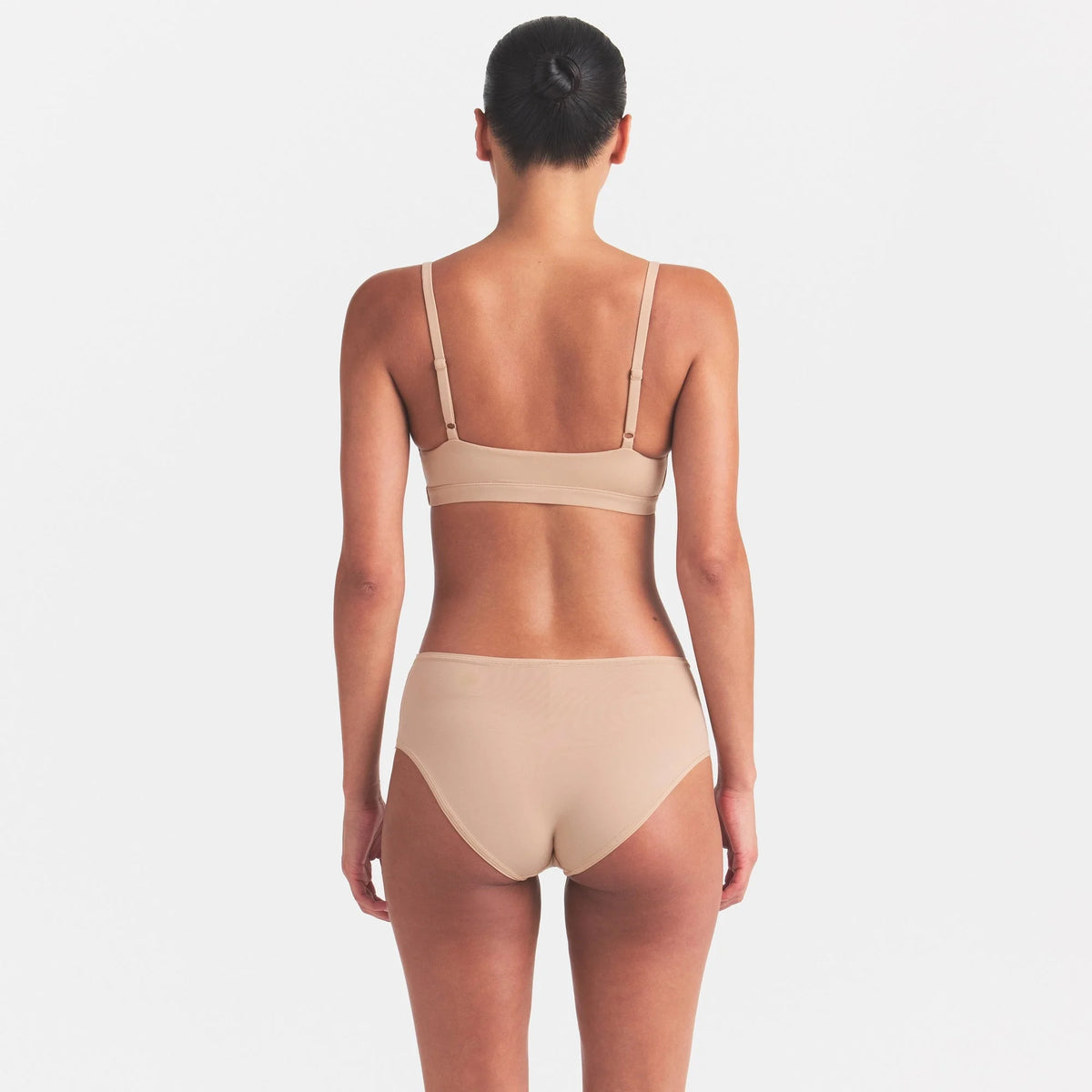 FITS EVERYBODY BRIEF | CLAY