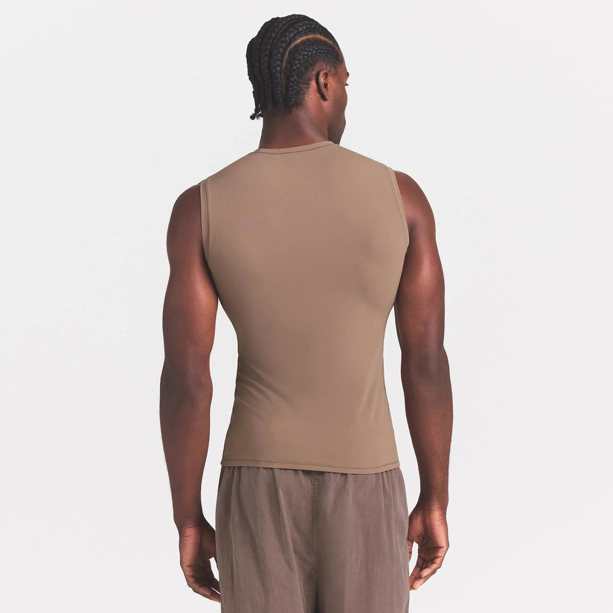 FITS EVERYBODY MENS SLIM TANK | UMBER