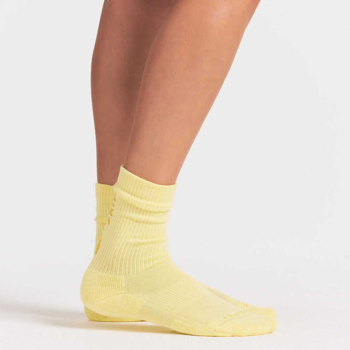 NikeSKIMS ACCESSORIES DRI-FIT™ CREW SOCK 3-PACK | BICYCLE YELLOW MULTI