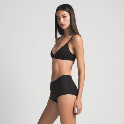 FITS EVERYBODY BOY SHORT | ONYX
