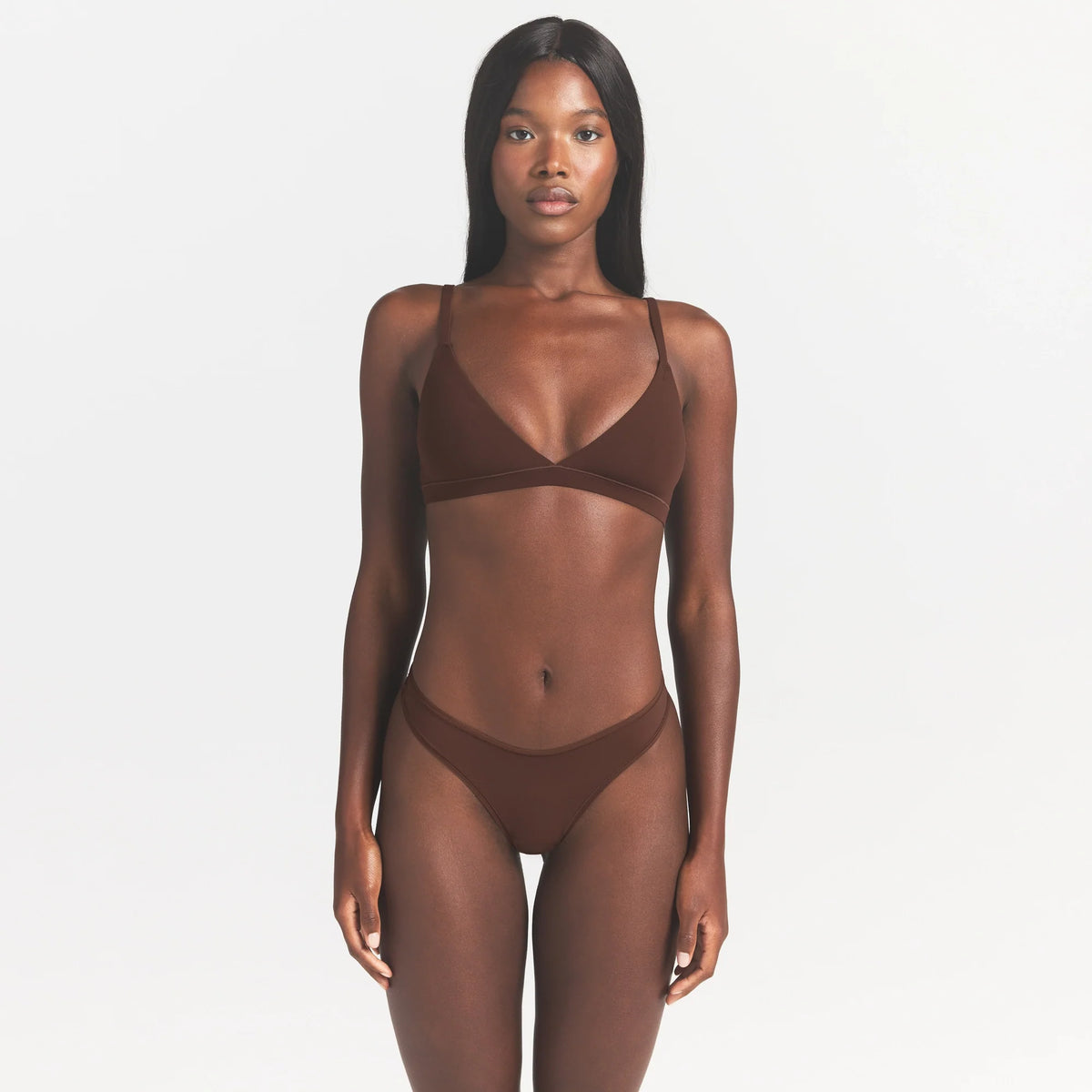 FITS EVERYBODY TRIANGLE BRALETTE | COCOA