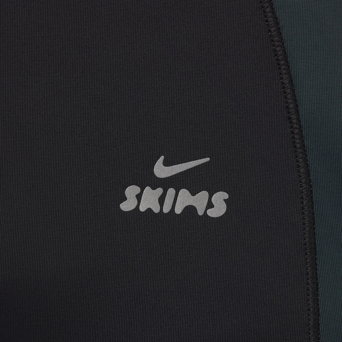 NikeSKIMS SHINE PADDED HALF SLEEVE CROP TOP | OBSIDIAN AND DARK TEAL