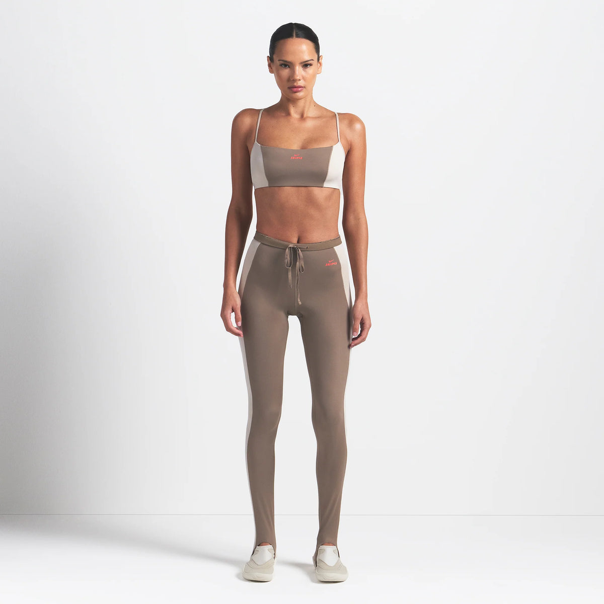 NikeSKIMS SHINE MICRO SCOOP BRA | TRUFFLE AND STONE