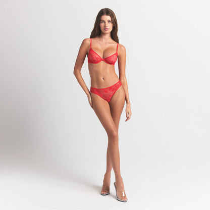 ULTRA FINE LACE UNLINED SCOOP BRA | RUBY