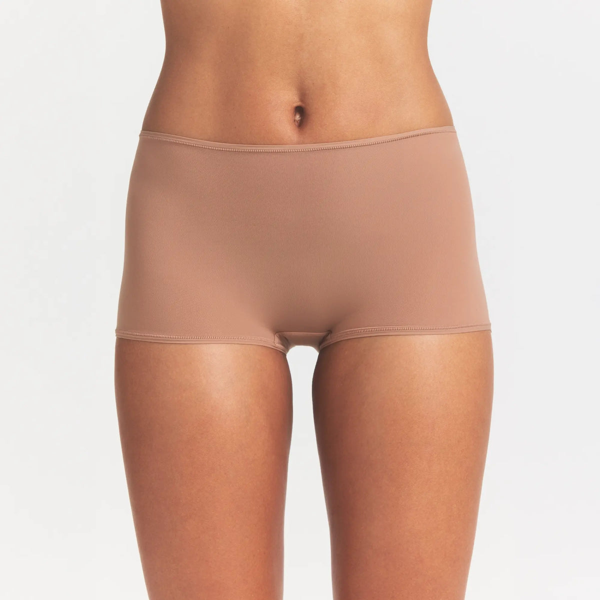 FITS EVERYBODY BOY SHORT | SIENNA