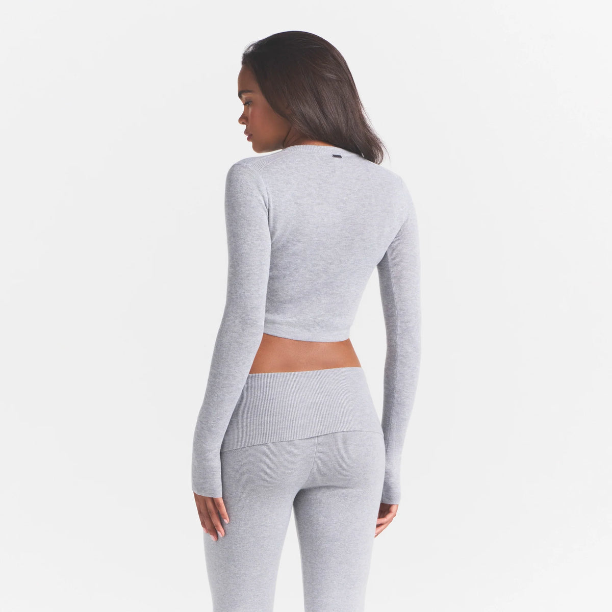 ESSENTIAL KNIT ROUNDED CROPPED CARDIGAN | MID HEATHER GREY