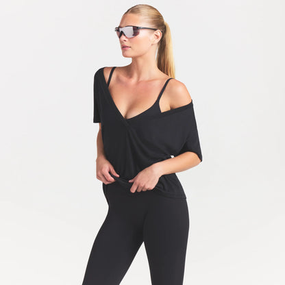 NikeSKIMS PERFORMANCE COTTON BLEND SHORT SLEEVE V-NECK TOP | OBSIDIAN