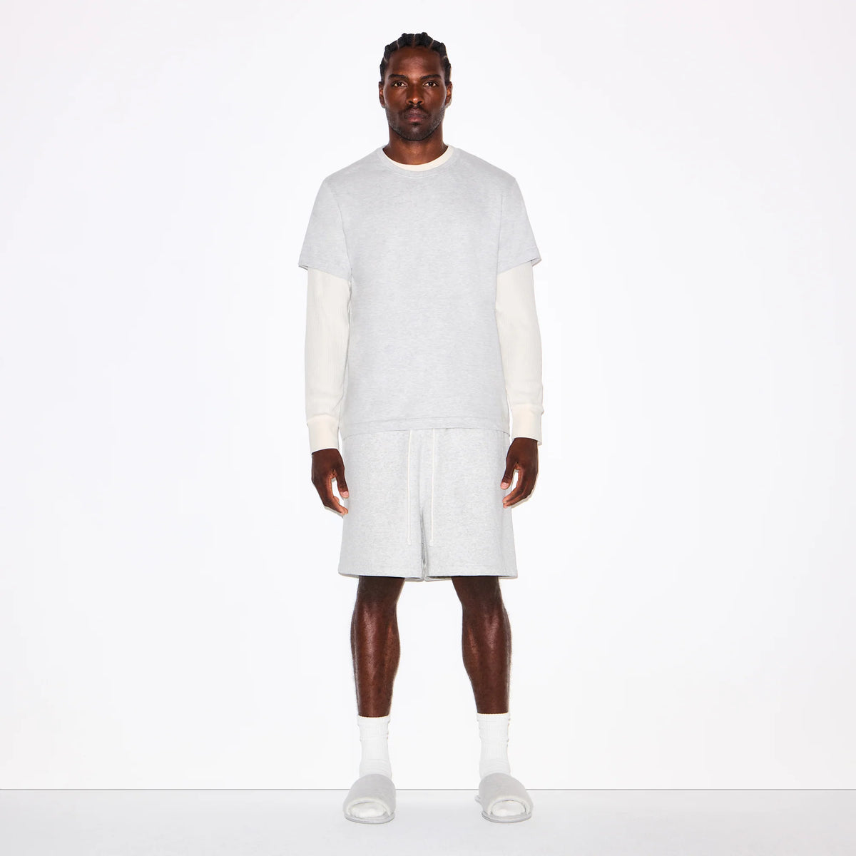 FLEECE LOUNGE MENS RELAXED SHORT | LIGHT HEATHER GREY