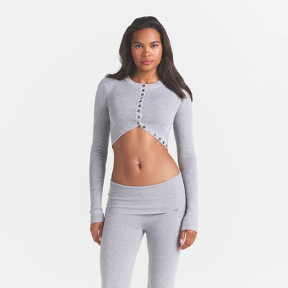 ESSENTIAL KNIT ROUNDED CROPPED CARDIGAN | MID HEATHER GREY