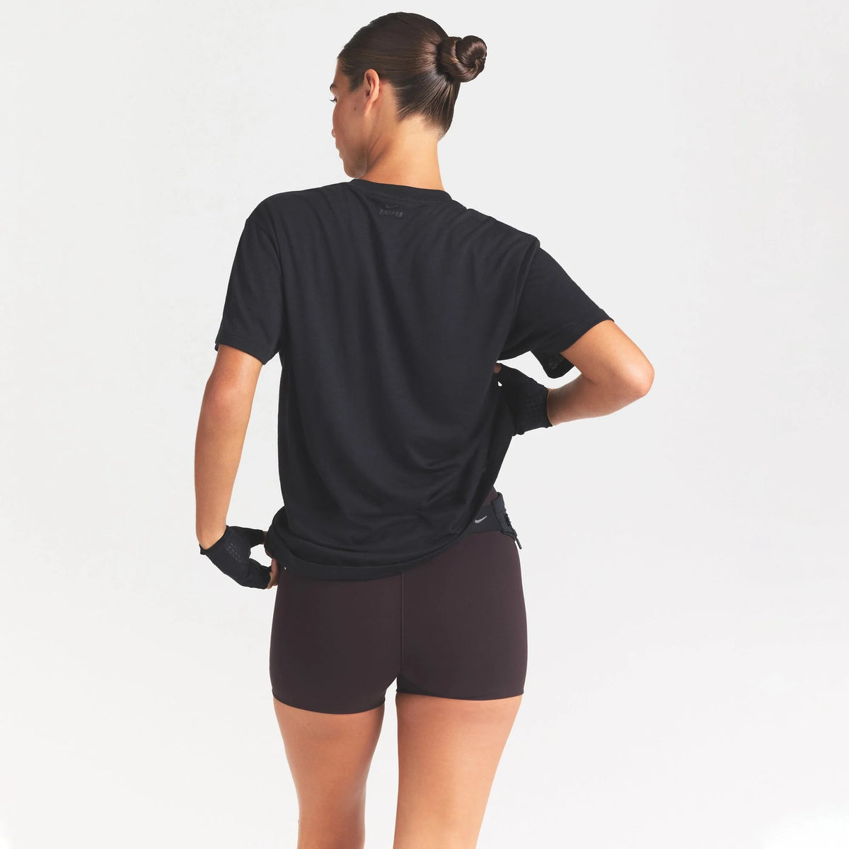 NikeSKIMS PERFORMANCE COTTON BLEND OVERSIZED SHORT SLEEVE TOP | OBSIDIAN