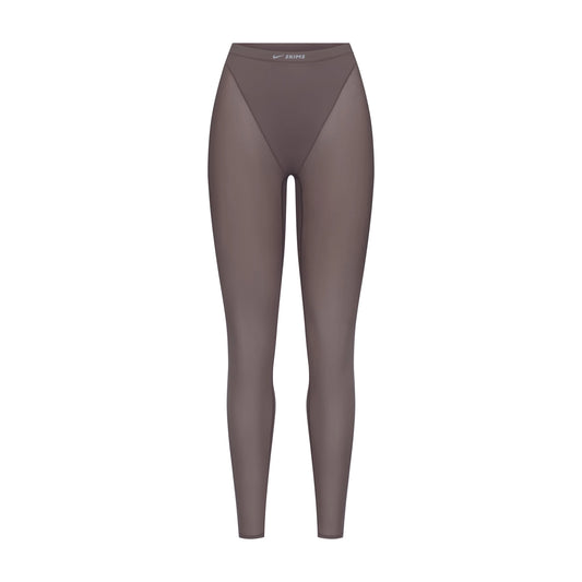 NikeSKIMS WEIGHTLESS LAYERS V-PANEL 28" LEGGING | BOULDER