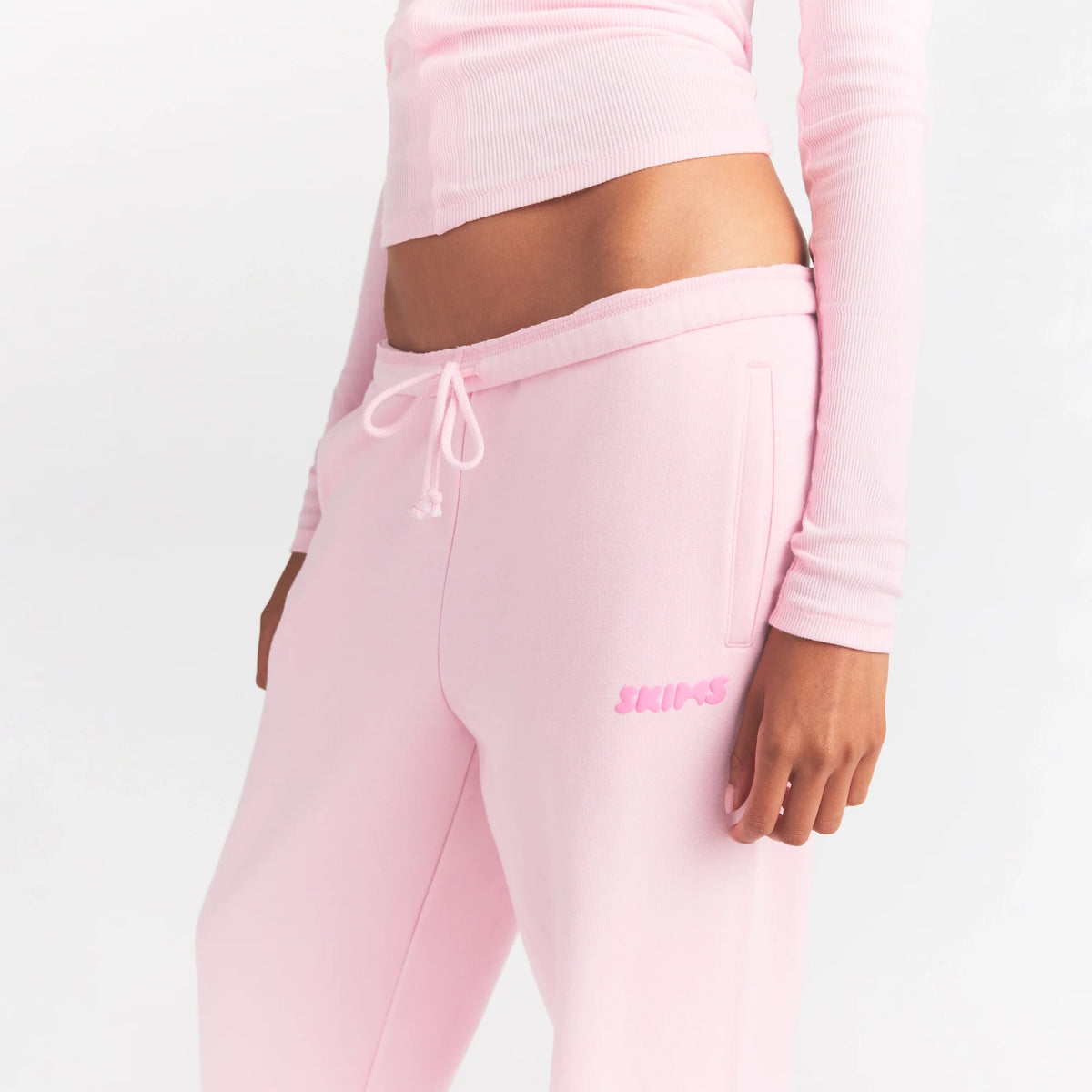 COTTON FLEECE JOGGER WITH EMBOSSED LOGO | CHERRY BLOSSOM