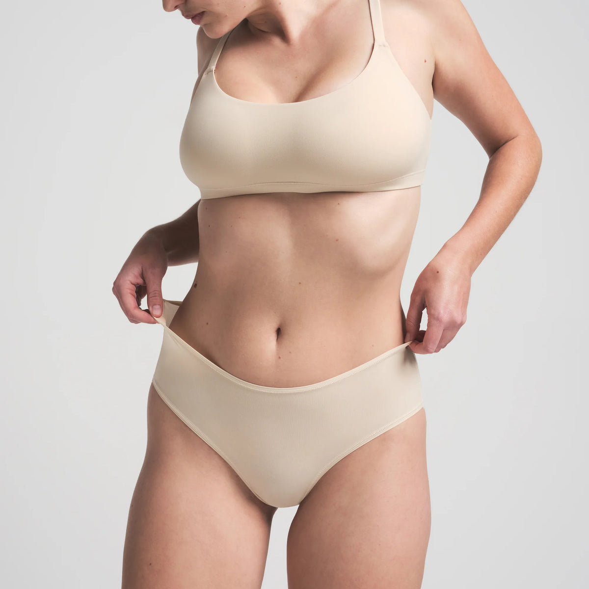 FITS EVERYBODY BRIEF | SAND