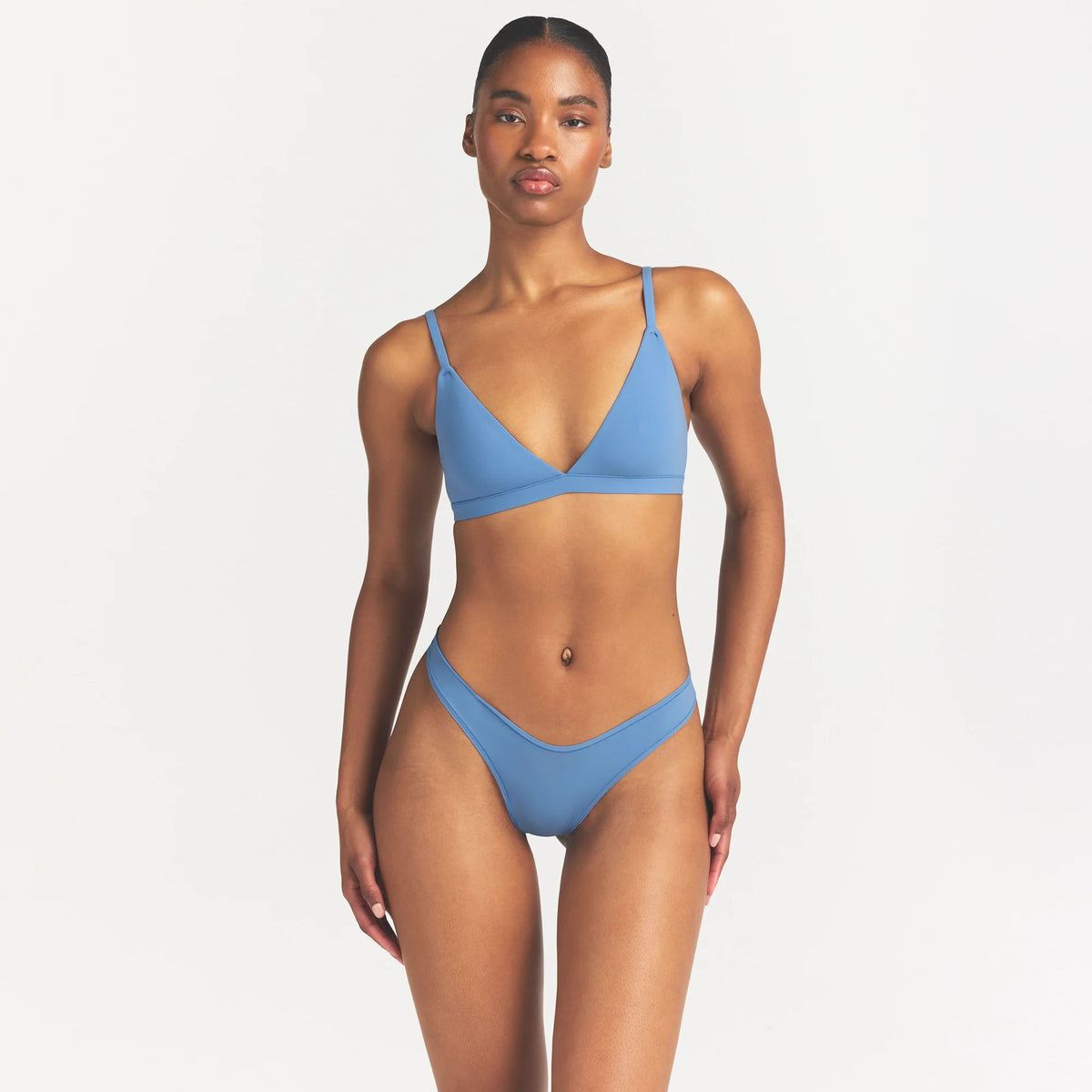 FITS EVERYBODY TRIANGLE BRALETTE | ARCTIC