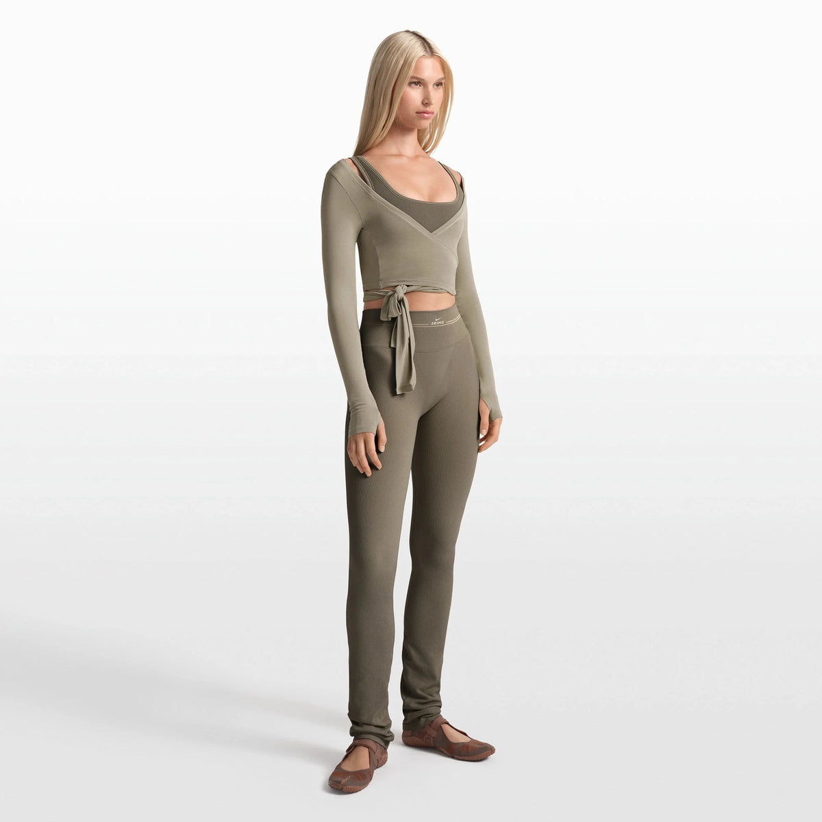 NikeSKIMS RIBBED SEAMLESS 34" STRAIGHT LEGGING | DUSTY OAKMOSS