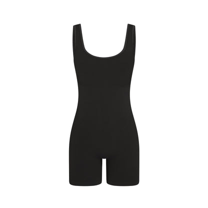 NikeSKIMS RIBBED SEAMLESS SCOOP 5" ONE PIECE | OBSIDIAN
