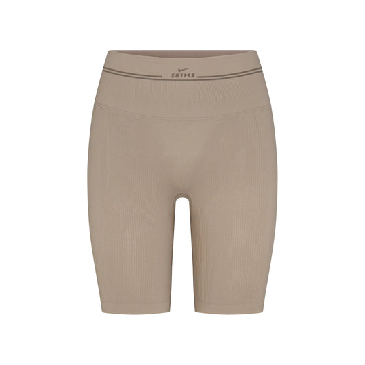 NikeSKIMS RIBBED SEAMLESS 5" BIKER SHORT | DRIFTWOOD