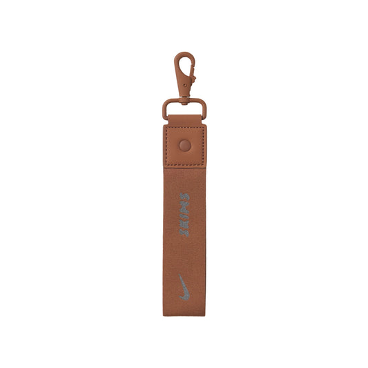 NikeSKIMS ACCESSORIES KEYCHAIN WRISTLET | CAROB BROWN