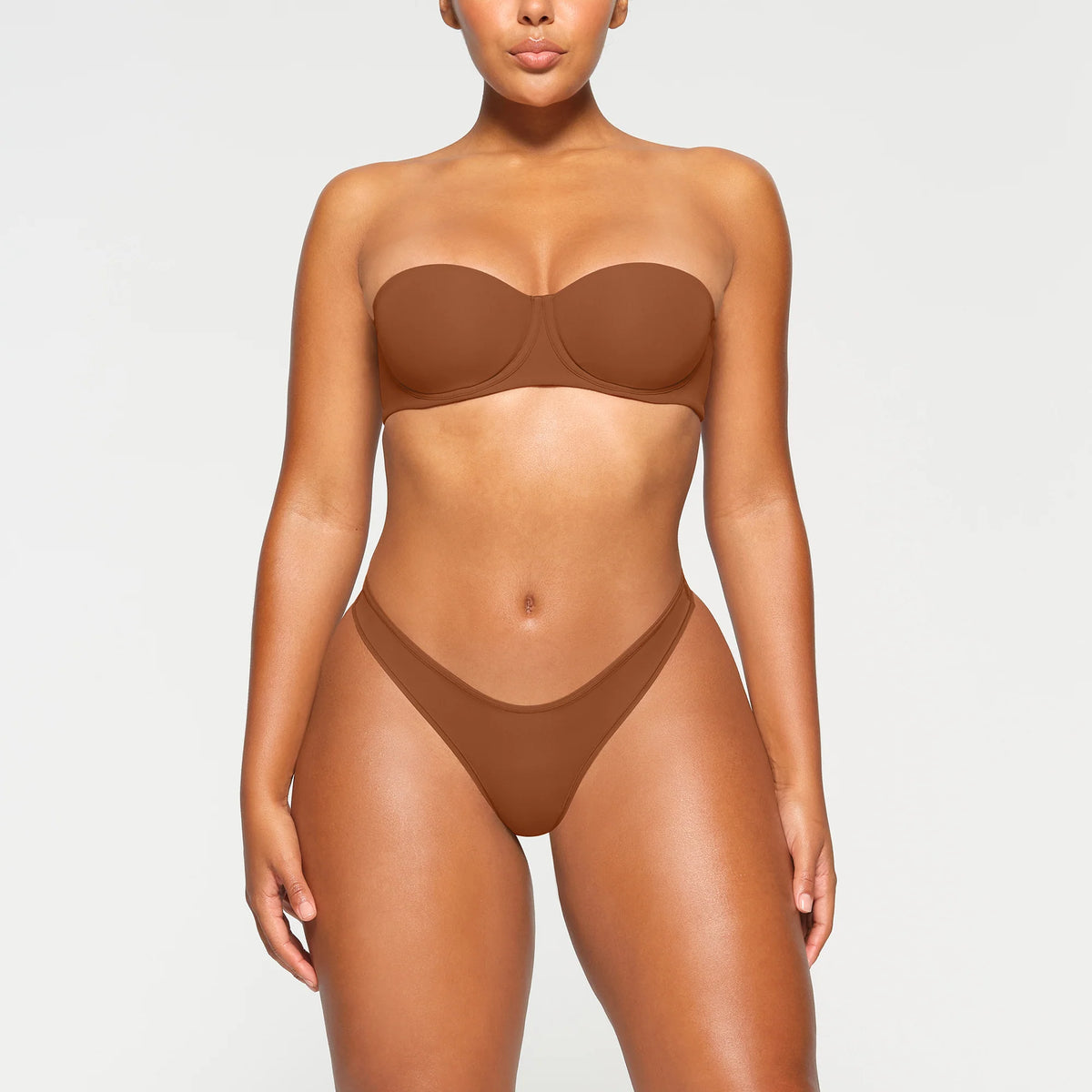 FITS EVERYBODY STRAPLESS BRA | BRONZE