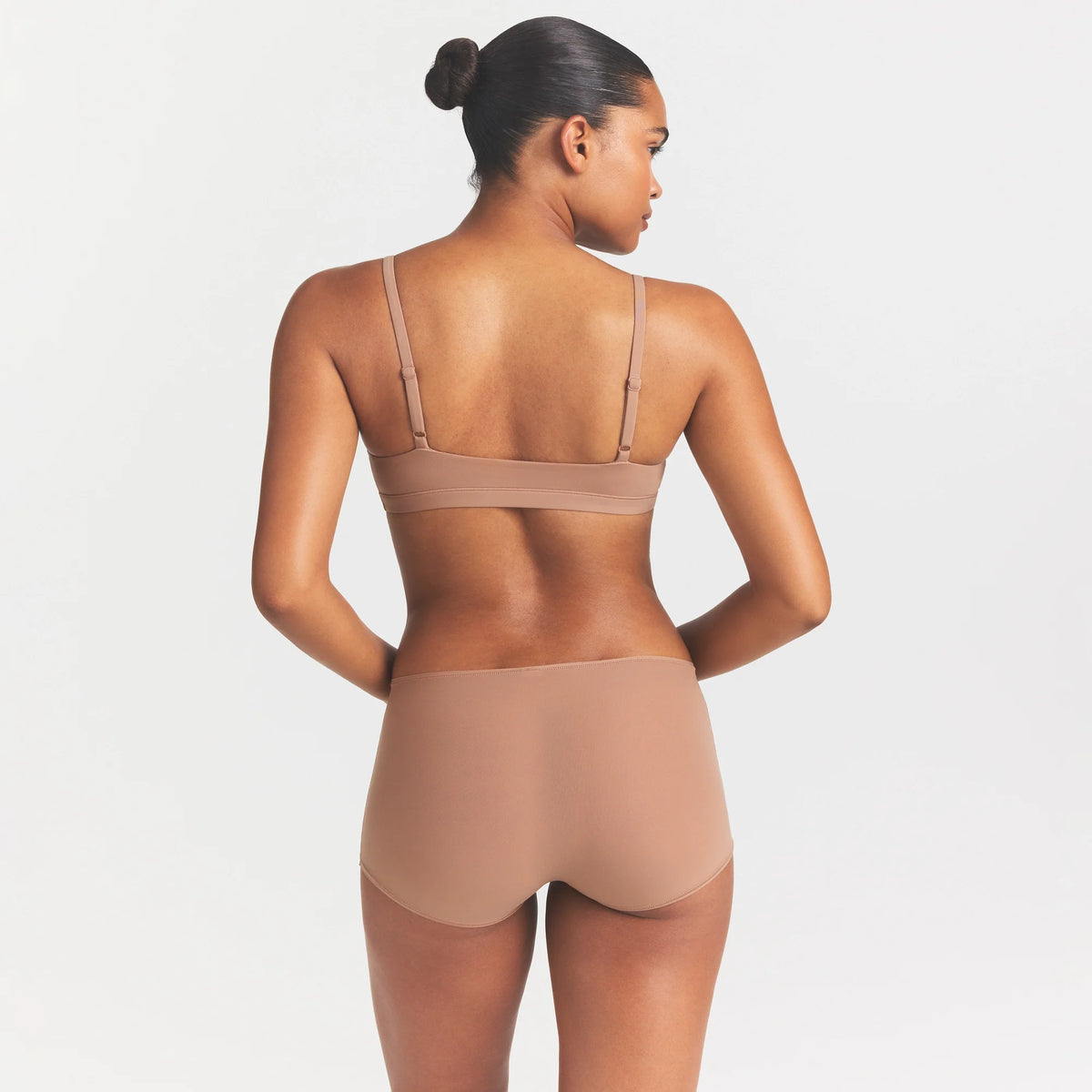 FITS EVERYBODY BOY SHORT | SIENNA