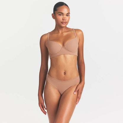 FITS EVERYBODY BACK SMOOTHING FULL COVERAGE BRA | SIENNA