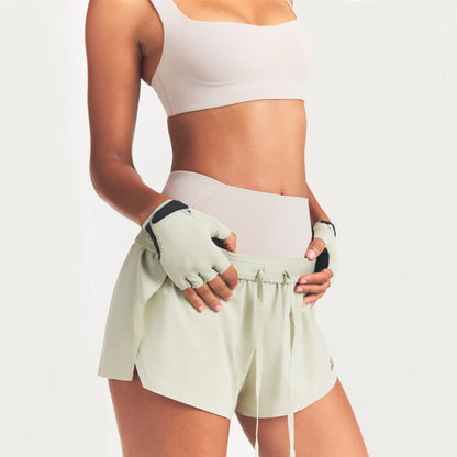 NikeSKIMS ACCESSORIES TRAINING GLOVES | TALC