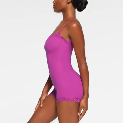 FITS EVERYBODY LACE ONESIE | LOLLIPOP