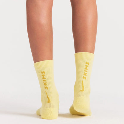 NikeSKIMS ACCESSORIES DRI-FIT™ CREW SOCK 3-PACK | BICYCLE YELLOW MULTI