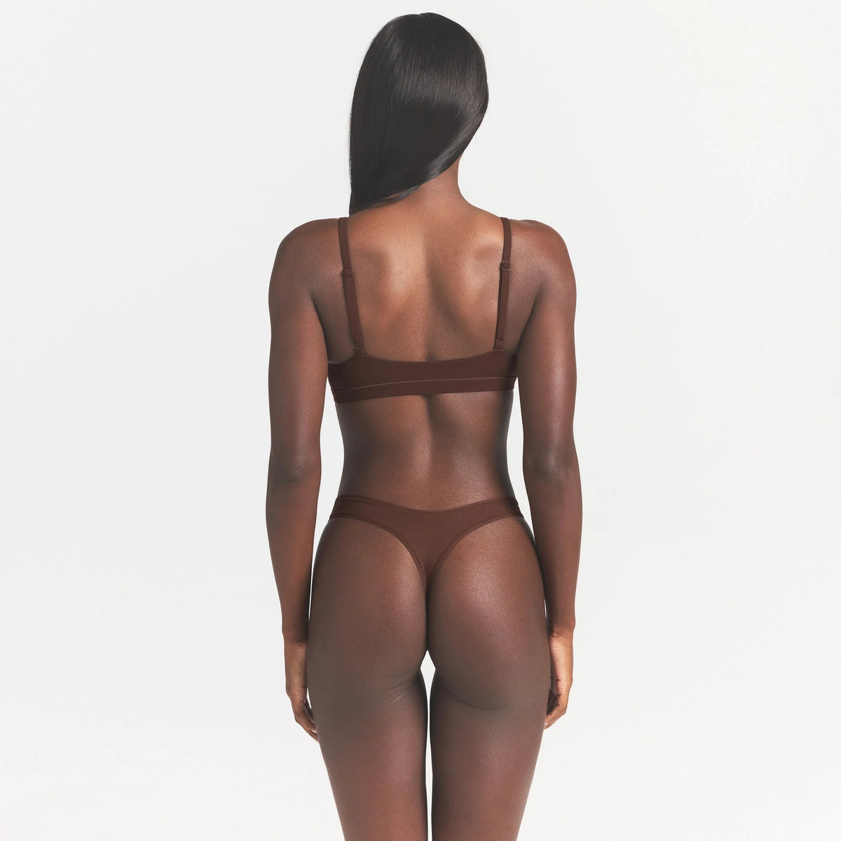 FITS EVERYBODY TRIANGLE BRALETTE | COCOA