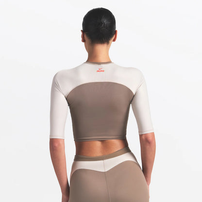 NikeSKIMS SHINE PADDED HALF SLEEVE CROP TOP | TRUFFLE AND STONE