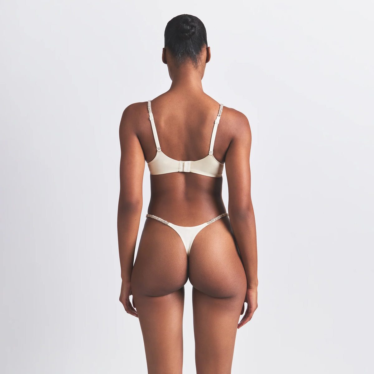 SKIMS ULTIMATE RHINESTONE TEARDROP PUSH-UP BRA | ECRU